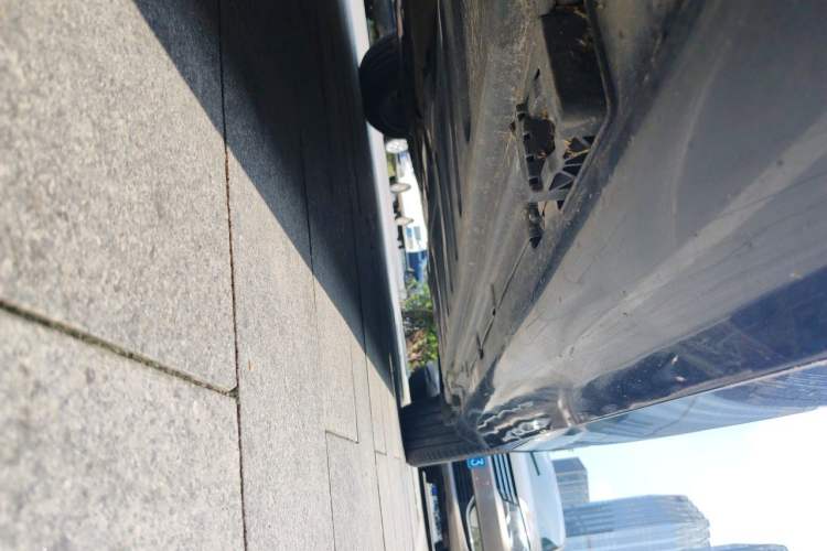 Used Mercedes-Benz E-Class 2016 E 300 L Stylish Model Chassis Front Left