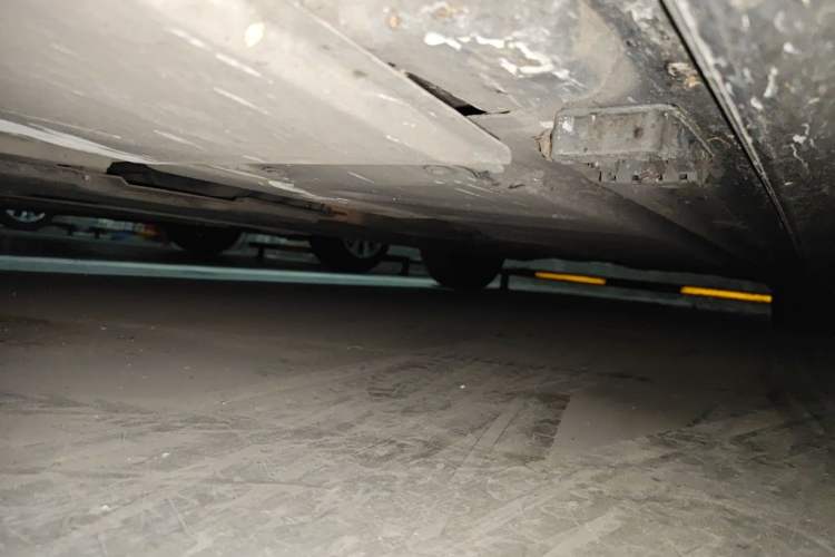 Used Mercedes-Benz E-Class 2016 E 200 L Sport Edition Chassis Front Left