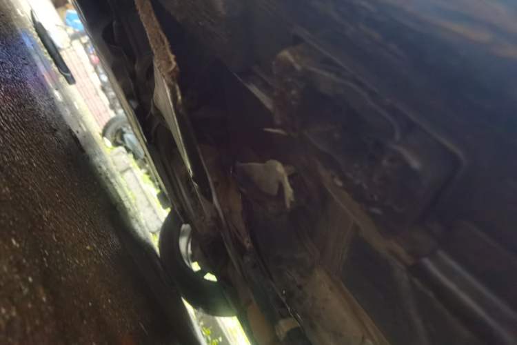 Used Mercedes-Benz E-Class 2016 E 300 L Stylish Model Chassis Front Left