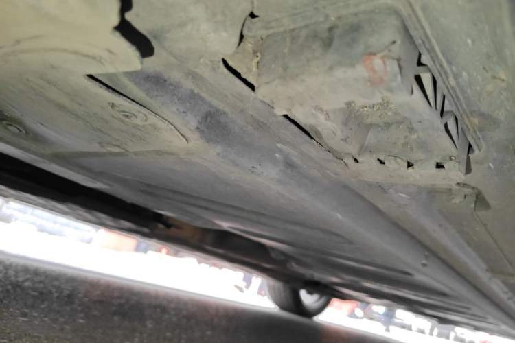 Used Mercedes-Benz E-Class 2016 E 300 L Sport Luxury Model Chassis Front Left