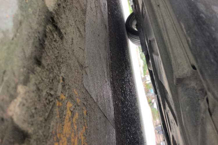 Used Mercedes-Benz E-Class 2016 E 300 L Luxury Model Chassis Front Left