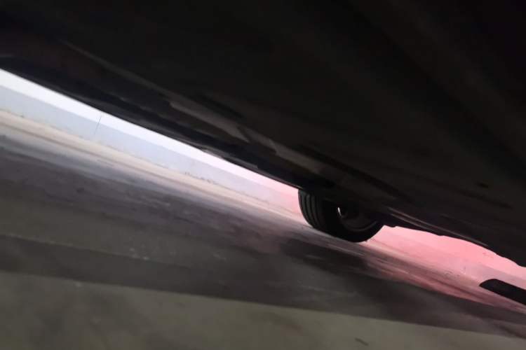 Used Mercedes-Benz E-Class 2016 E 200 L Chassis Front Left