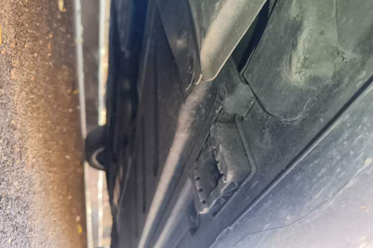 Used Mercedes-Benz E-Class 2016 E 200 L Chassis Front Left