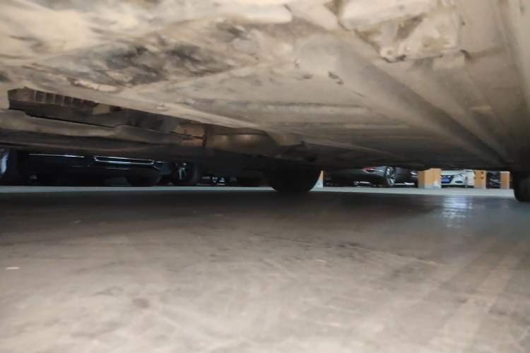 Used Mercedes-Benz E-Class 2016 E 200 L Sport Edition Chassis Front Left