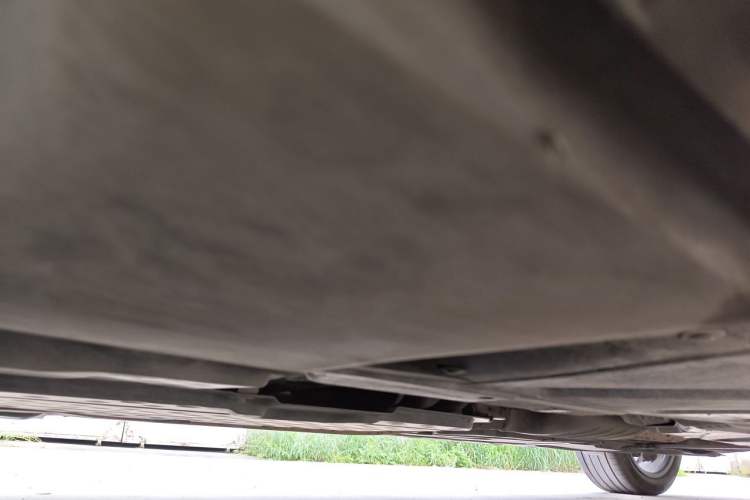 Used Mercedes-Benz E-Class 2016 E 200 L Chassis Front Left