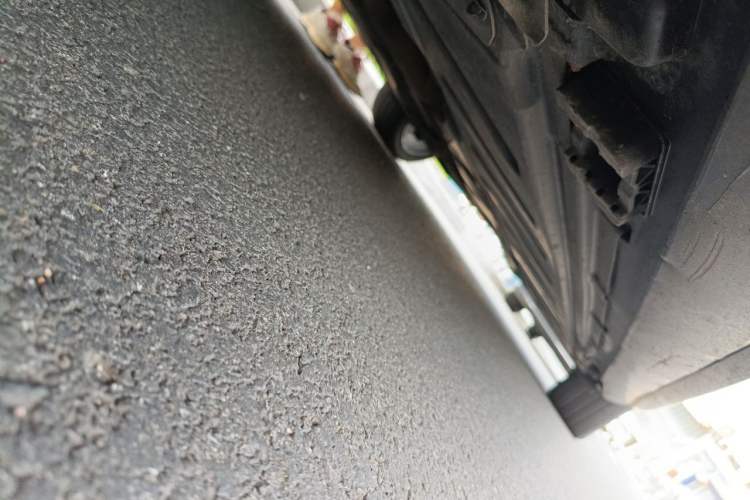 Used Mercedes-Benz E-Class 2016 E 200 L Sport Edition Chassis Front Left