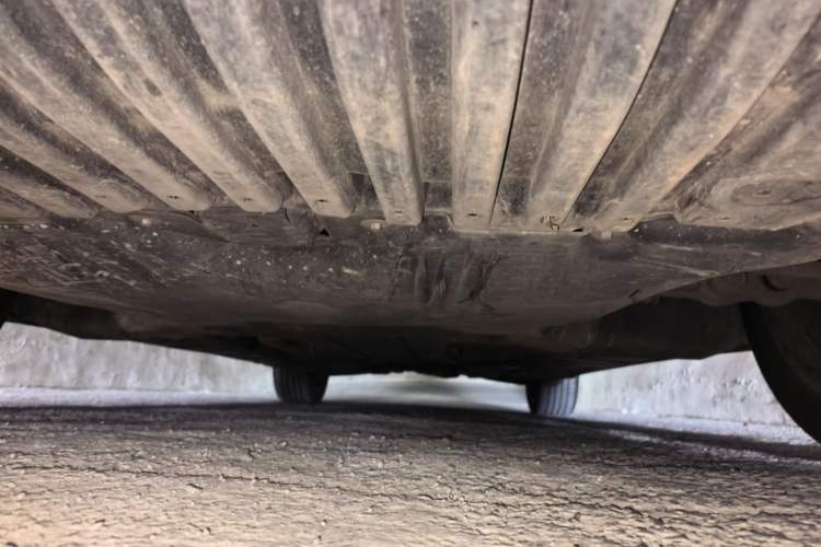 Used Mercedes-Benz E-Class 2016 E 200 L Chassis Front