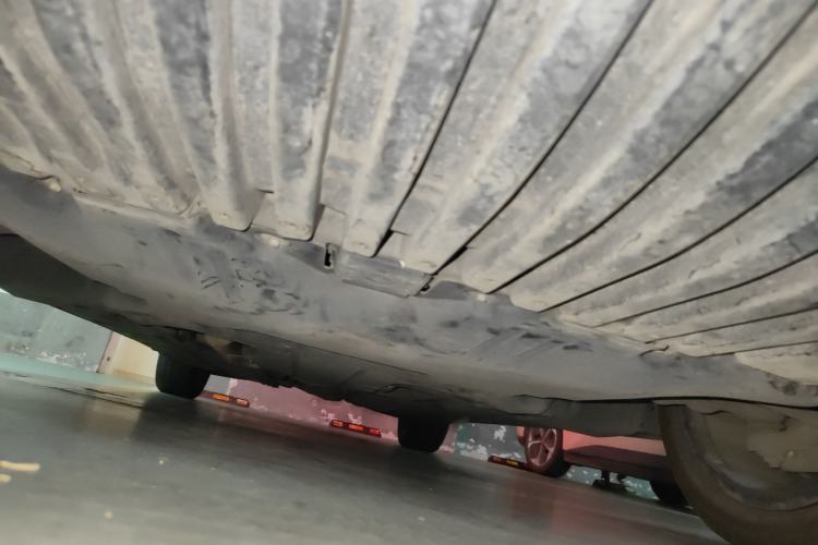 Used Mercedes-Benz E-Class 2016 E 200 L Chassis Front