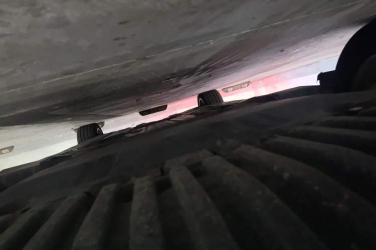 Used Mercedes-Benz E-Class 2016 E 200 L Chassis Front