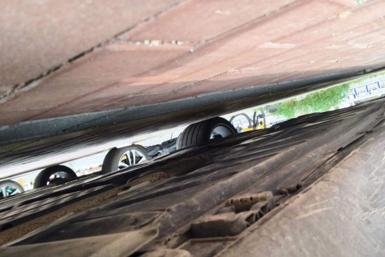 Used Mercedes-Benz E-Class 2016 E 300 L Luxury Model Chassis Front Right