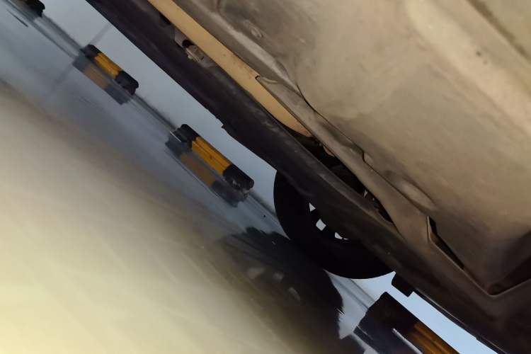 Used Mercedes-Benz E-Class 2016 E 200 L Chassis Front Right