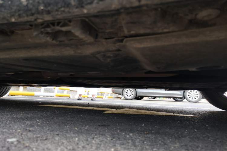 Used Mercedes-Benz E-Class 2016 E 300 L Stylish Model Chassis Front Right