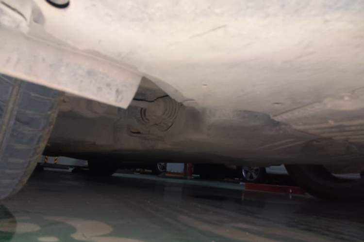 Used Mercedes-Benz E-Class 2016 E 200 L Sport Edition Chassis Front Right