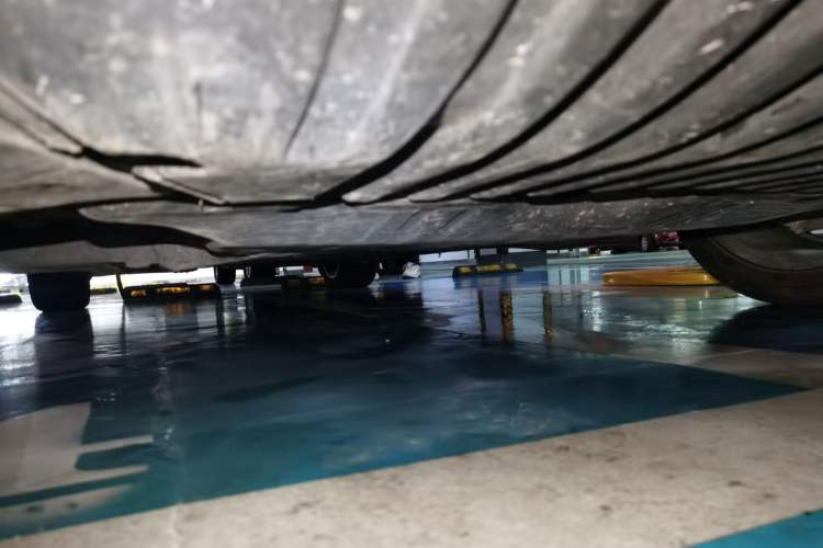 Used Mercedes-Benz E-Class 2016 E 200 L Chassis Front Right