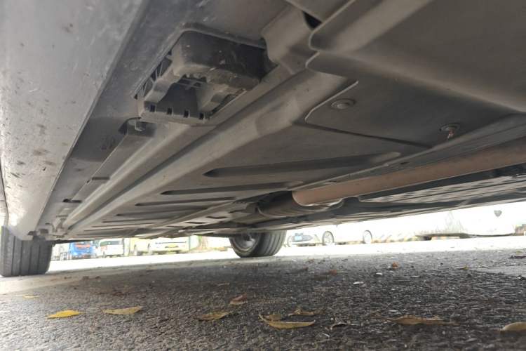 Used Mercedes-Benz E-Class 2016 E 200 L Sport Edition Chassis Front Right