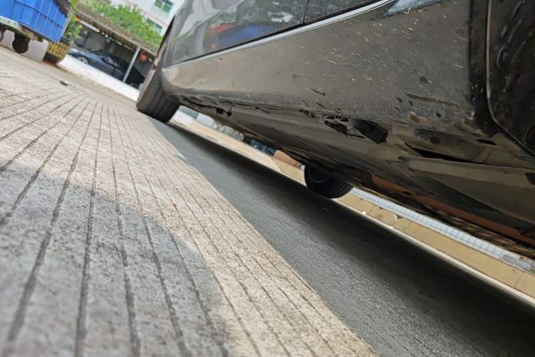 Used Mercedes-Benz E-Class 2016 E 200 L Chassis Front Right