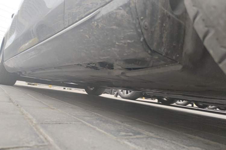 Used Mercedes-Benz E-Class 2016 E 200 L Chassis Front Right