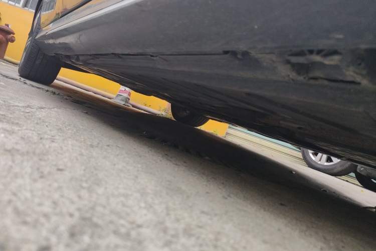 Used Mercedes-Benz E-Class 2016 E 200 L Sport Edition Chassis Front Right