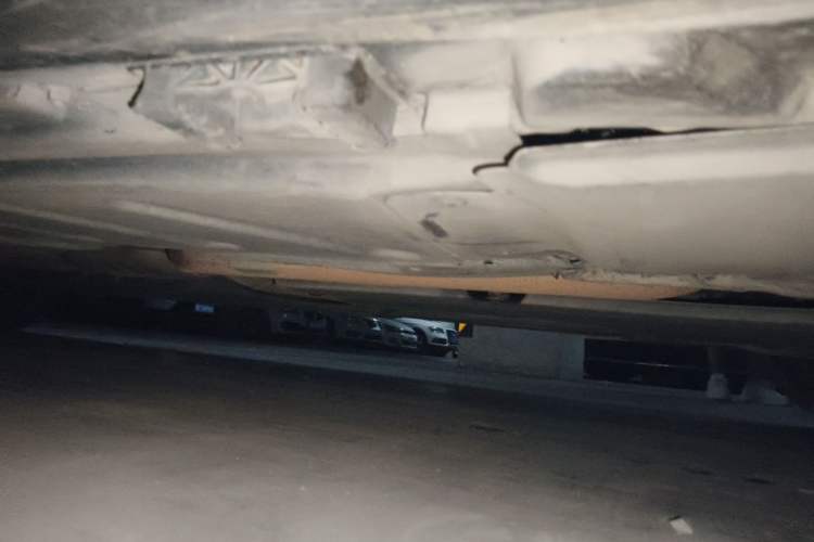 Used Mercedes-Benz E-Class 2016 E 300 L Luxury Model Chassis Front Right