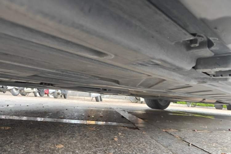 Used Mercedes-Benz E-Class 2016 E 200 L Sport Edition Chassis Rear