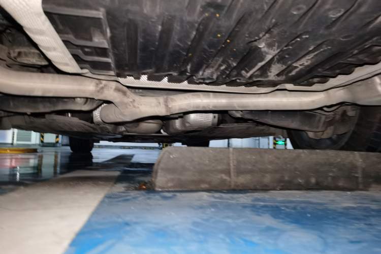 Used Mercedes-Benz E-Class 2016 E 200 L Chassis Rear