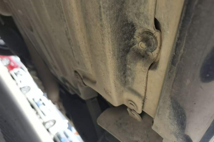 Used Mercedes-Benz E-Class 2016 E 200 L Chassis Rear Left