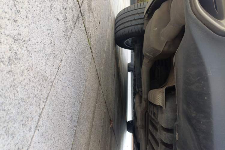 Used Mercedes-Benz E-Class 2016 E 200 L Chassis Rear Left