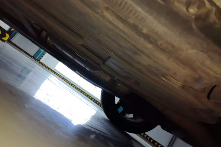 Used Mercedes-Benz E-Class 2016 E 200 L Chassis Rear Left