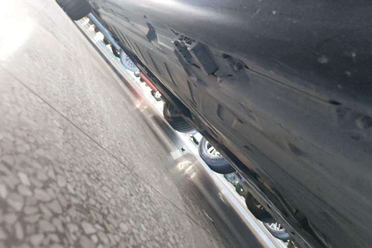 Used Mercedes-Benz E-Class 2016 E 200 L Chassis Rear Left