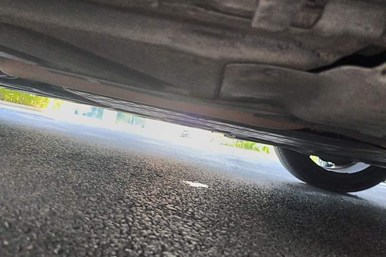 Used Mercedes-Benz E-Class 2016 E 200 L Sport Edition Chassis Rear Left