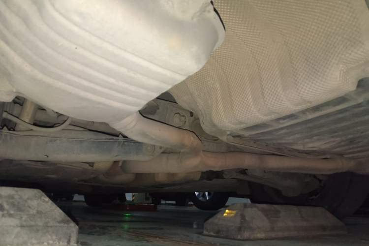 Used Mercedes-Benz E-Class 2016 E 200 L Sport Edition Chassis Rear Left