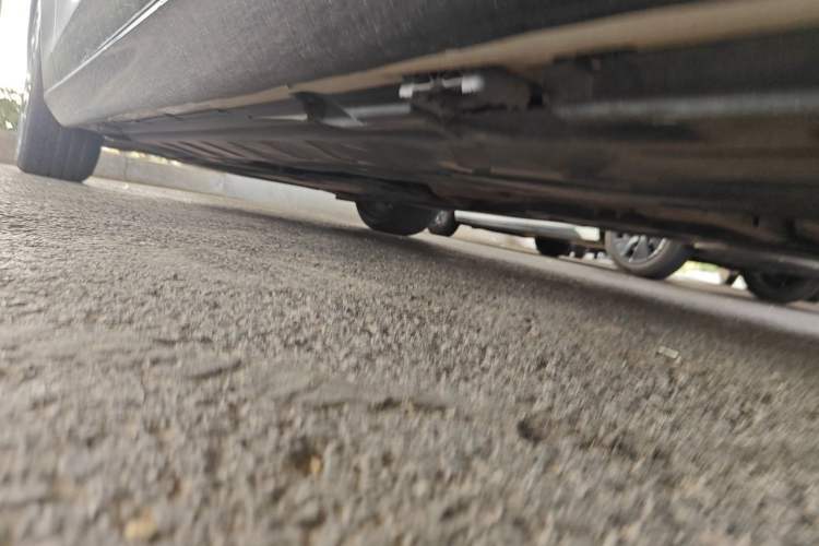 Used Mercedes-Benz E-Class 2016 E 300 L Stylish Model Chassis Rear Left