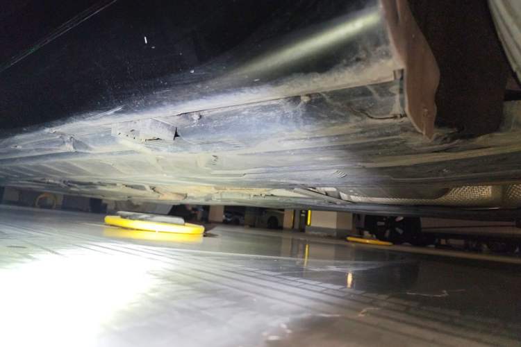 Used Mercedes-Benz E-Class 2016 E 200 L Chassis Rear Left