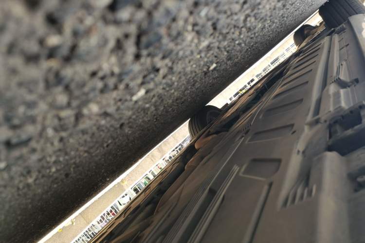 Used Mercedes-Benz E-Class 2016 E 200 L Sport Edition Chassis Rear Left