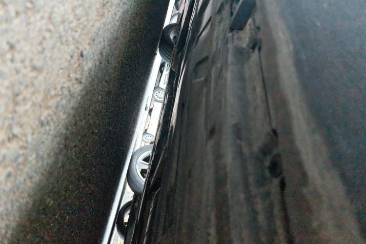 Used Mercedes-Benz E-Class 2016 E 200 L Sport Edition Chassis Rear Left