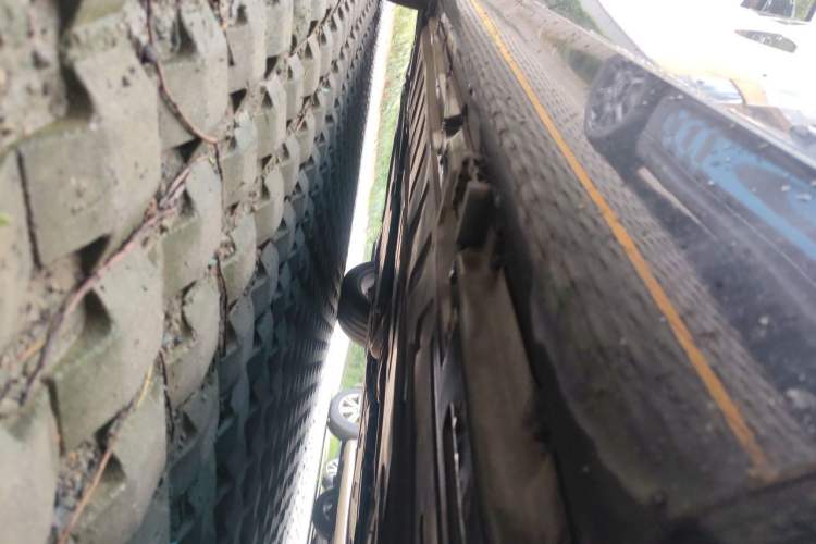 Used Mercedes-Benz E-Class 2016 E 200 L Chassis Rear Left