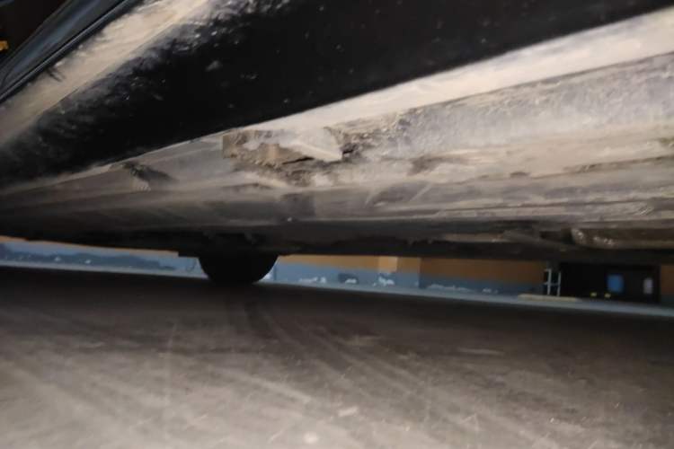 Used Mercedes-Benz E-Class 2016 E 200 L Sport Edition Chassis Rear Left