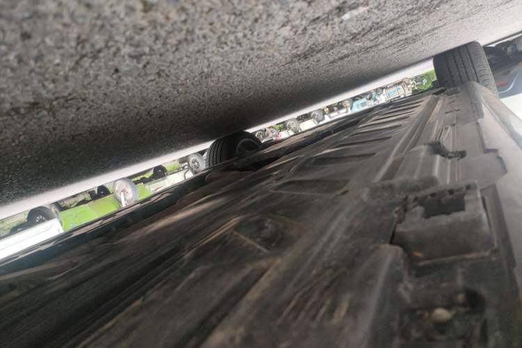 Used Mercedes-Benz E-Class 2016 E 300 L Luxury Model Chassis Rear Left