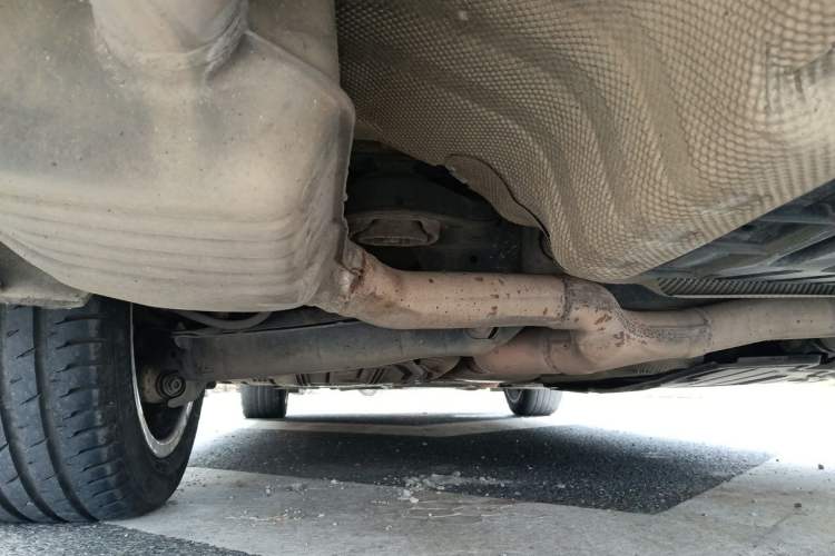 Used Mercedes-Benz E-Class 2016 E 200 L Chassis Rear Left