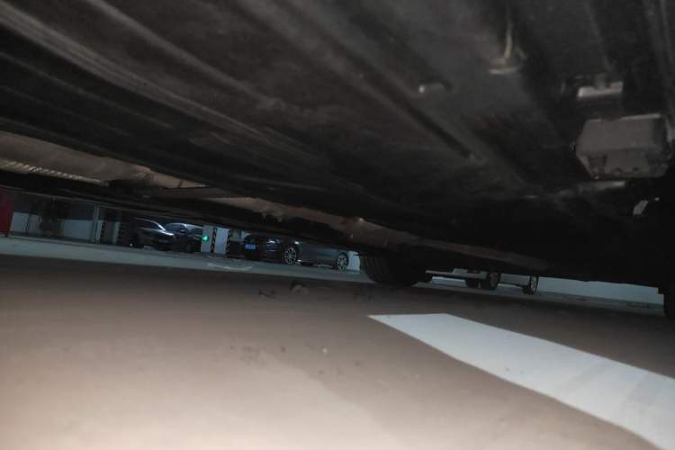 Used Mercedes-Benz E-Class 2016 E 200 L Chassis Rear Right