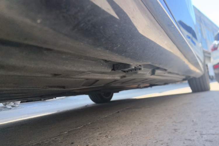 Used Mercedes-Benz E-Class 2016 E 300 L Sporty and Stylish Model Chassis Rear Right