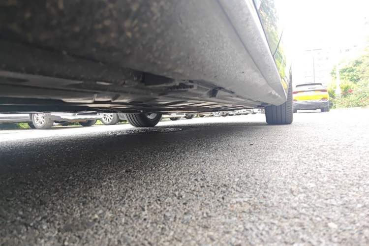 Used Mercedes-Benz E-Class 2016 E 200 L Chassis Rear Right