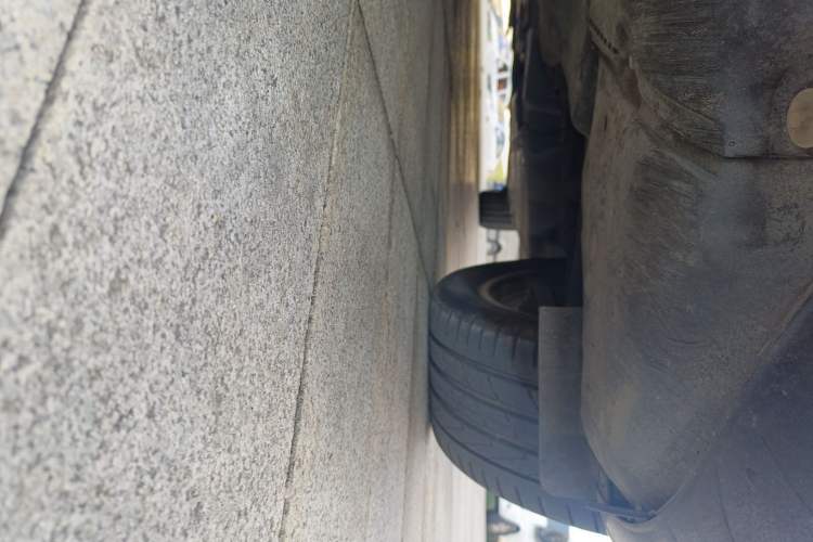 Used Mercedes-Benz E-Class 2016 E 200 L Chassis Rear Right