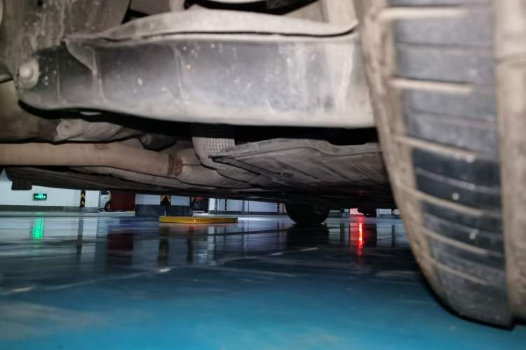 Used Mercedes-Benz E-Class 2016 E 200 L Chassis Rear Right