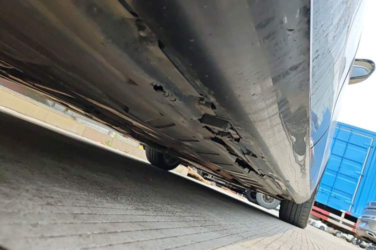 Used Mercedes-Benz E-Class 2016 E 200 L Chassis Rear Right
