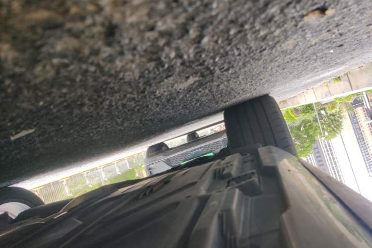 Used Mercedes-Benz E-Class 2016 E 200 L Sport Edition Chassis Rear Right