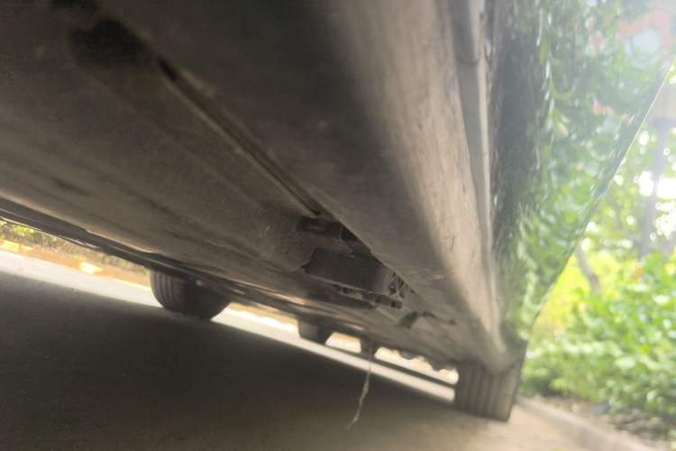 Used Mercedes-Benz E-Class 2016 E 200 L Chassis Rear Right
