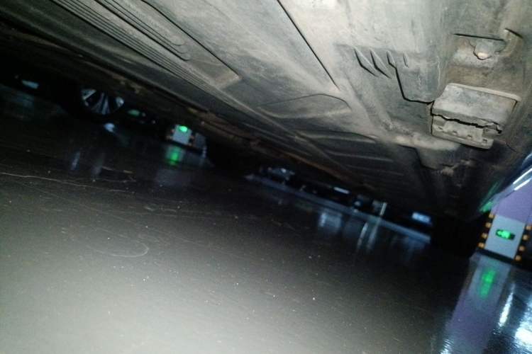 Used Mercedes-Benz E-Class 2016 E 200 L Chassis Rear Right