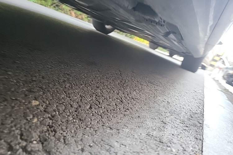 Used Mercedes-Benz E-Class 2016 E 300 L Sporty and Stylish Model Chassis Rear Right