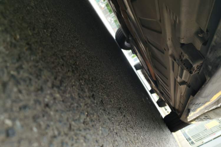 Used Mercedes-Benz E-Class 2016 E 200 L Sport Edition Chassis Rear Right
